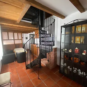 https://casa-rural-azahara.es-andalucia.com