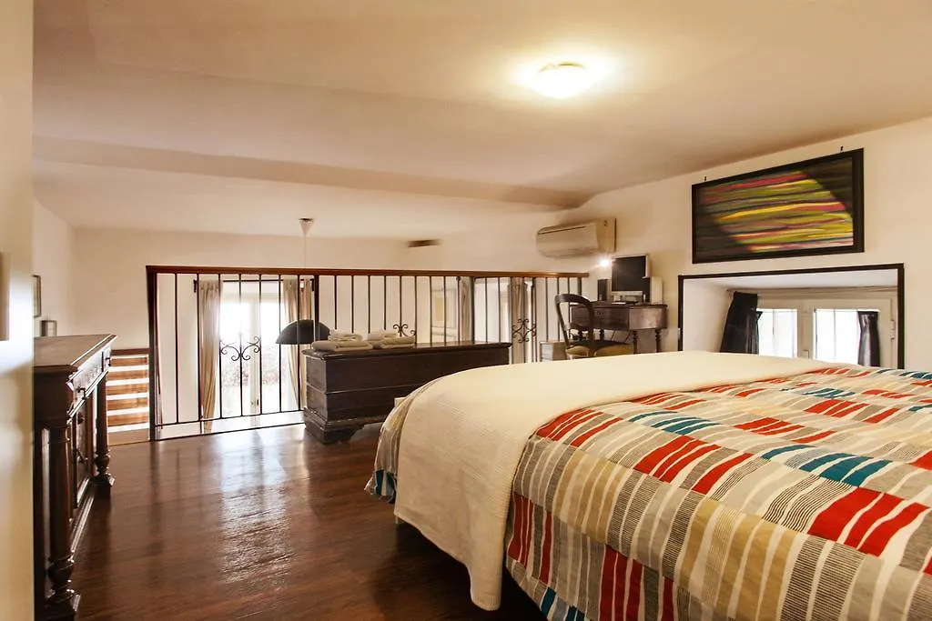 Ninohouse Vila Roma Itália